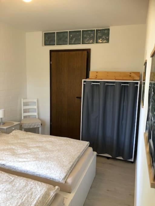 Kiefer Apartment *